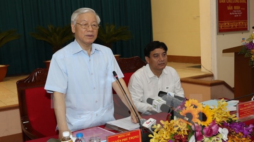 Nghe An should make methodical steps to develop: Party leader