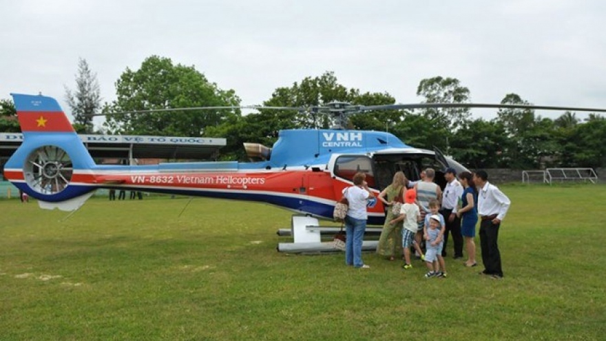 Helicopter tours open for Tet in central city