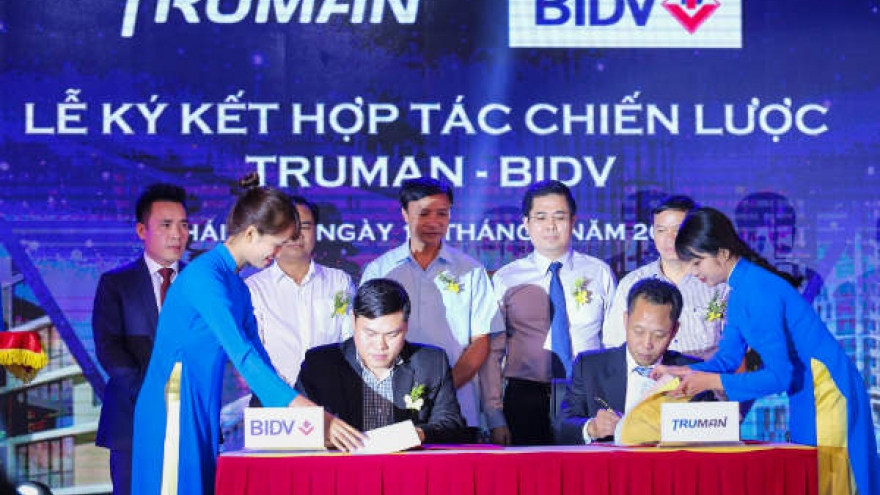 
        Vietnam consortium plans 4 major real estate developments 
                              