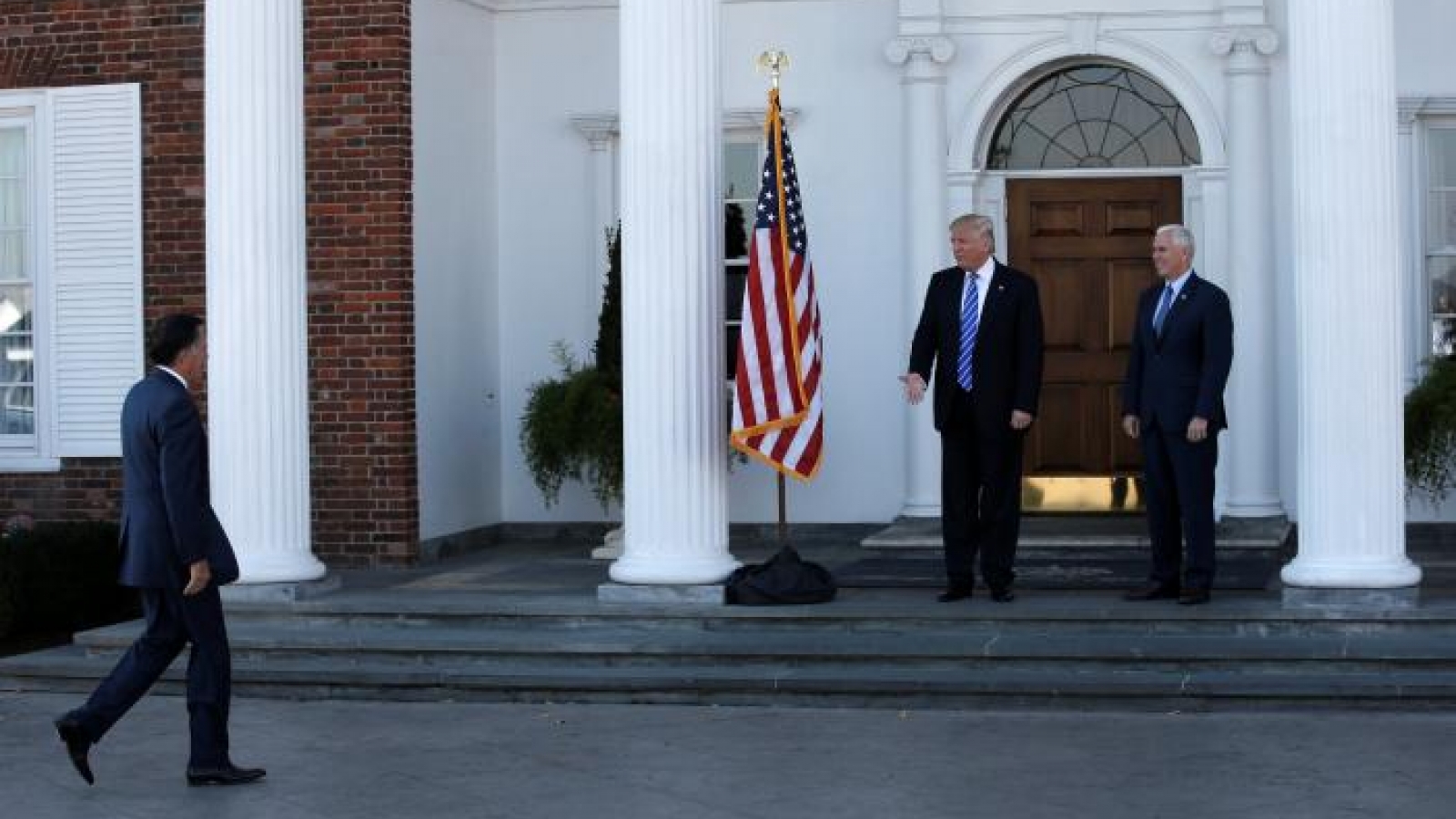 As he shapes Cabinet, Trump meets former rival Romney and retired Gen. Mattis