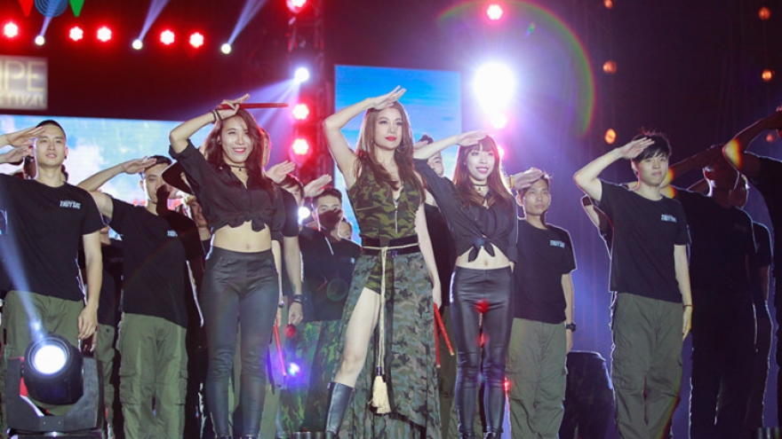 Concert promoting ‘Truy Sat’ enthrals thousands