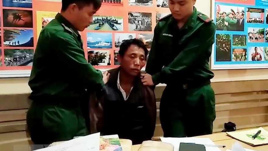 Son La border guard busts two Lao drug traffickers