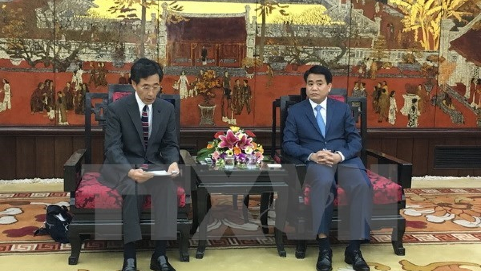 Hanoi calls for Japanese advanced technology in waste treatment