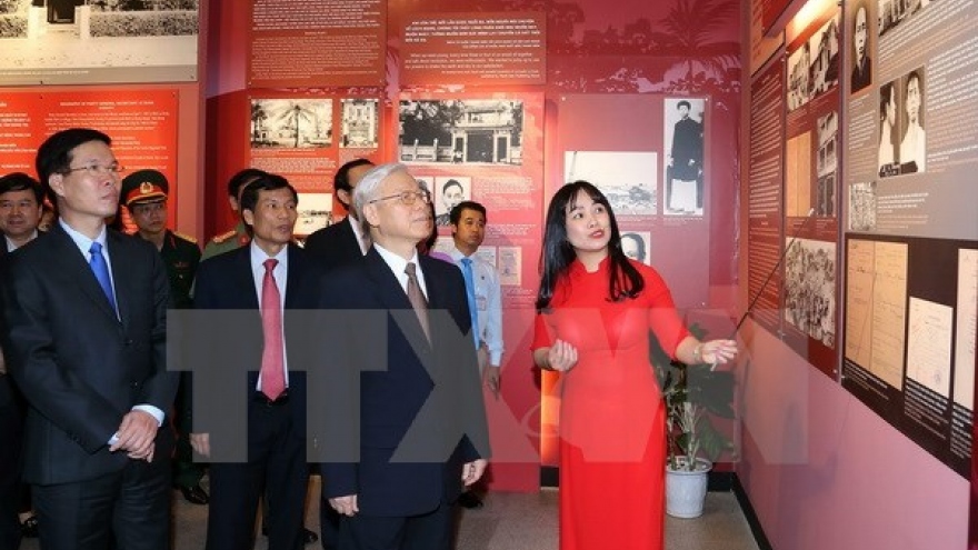 Exhibition features late Party chief Le Duan’s revolutionary career