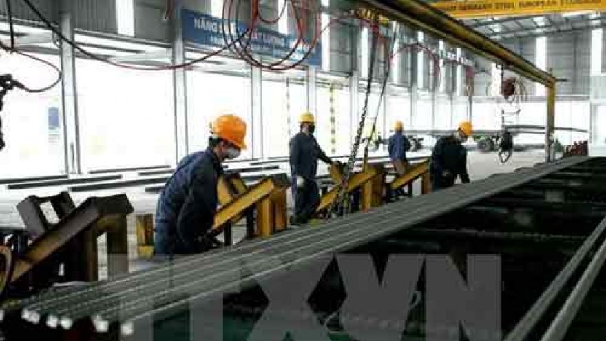 
        Vietnam to increase steel imports
                              