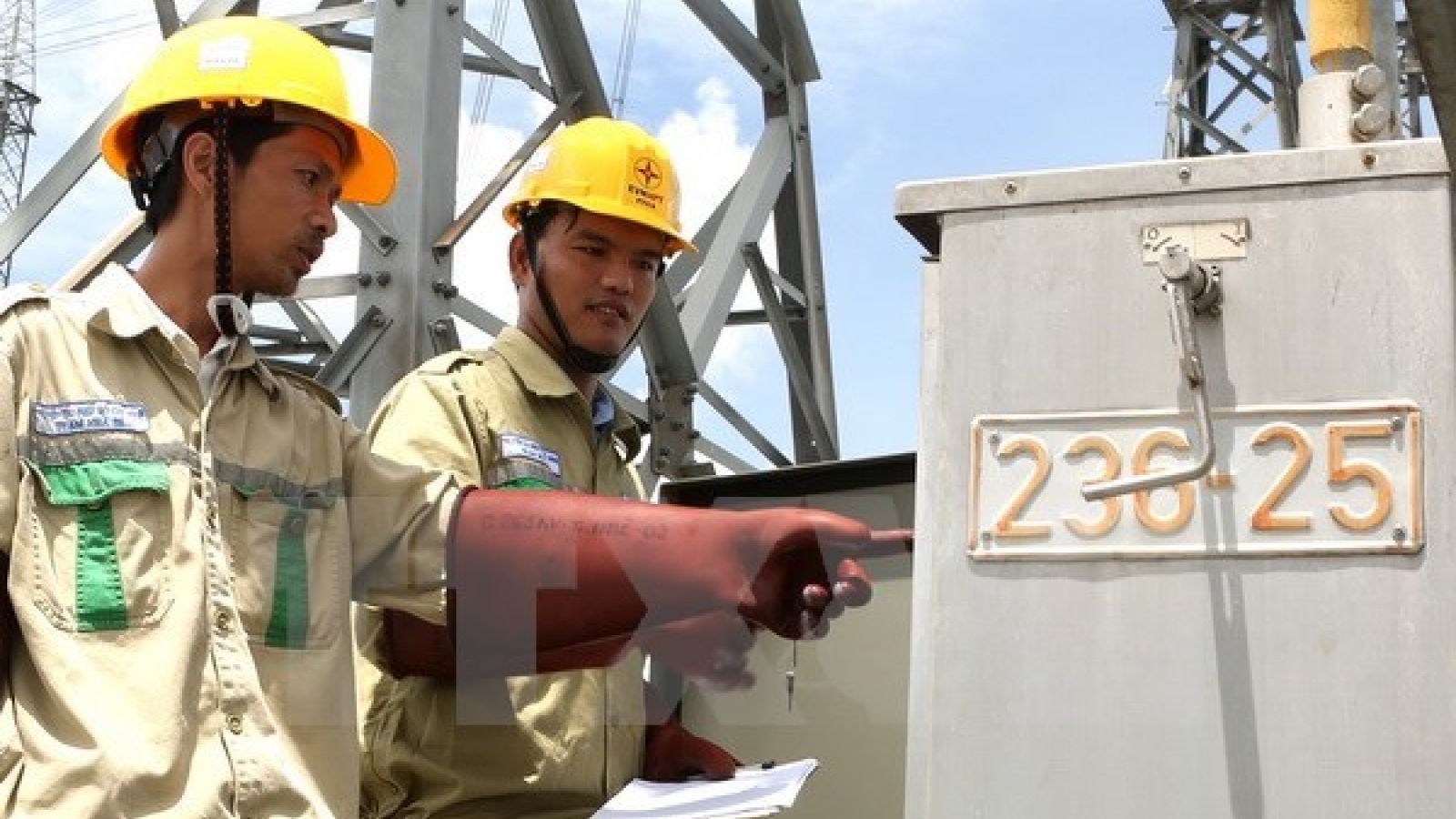 Electricity resumed in disaster-stricken provinces