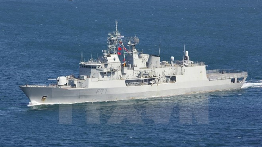 New Zealand naval ship visits Da Nang