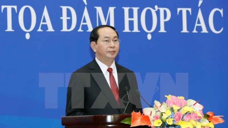 President attends Vietnam-China economic, trade cooperation seminar