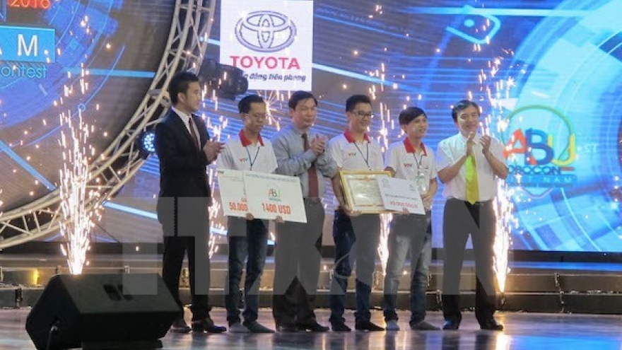 Lac Hong University named winner of Robocon Vietnam 2016