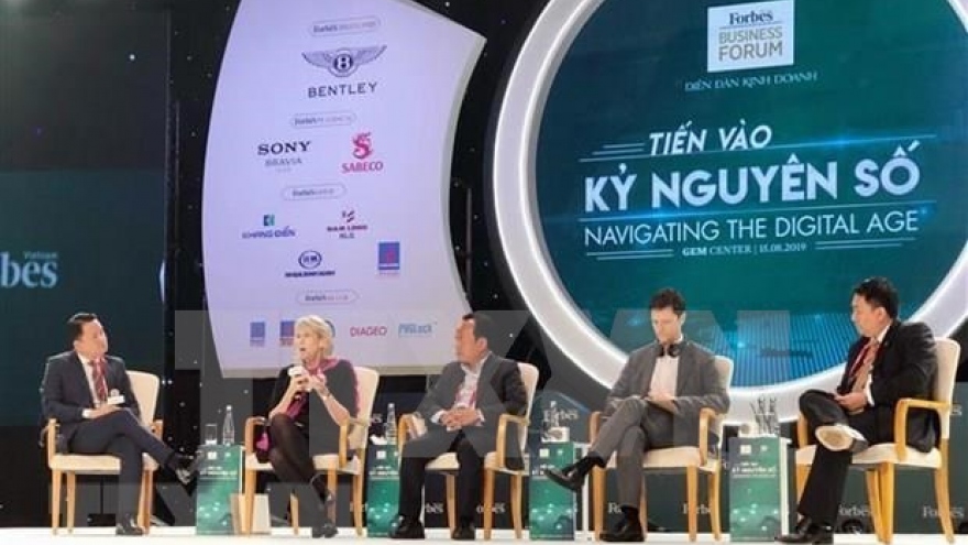 Forbes business forum confers Vietnam navigating digital age