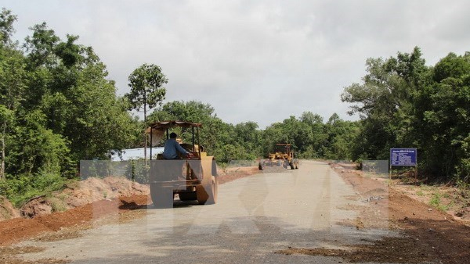 PM approves proposal for infrastructure project for central provinces