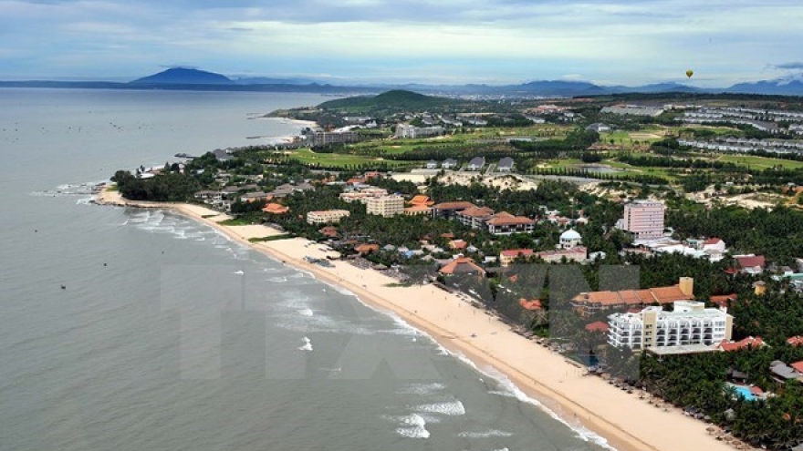 
        Binh Thuan aims to become national sea tourism-sports centre
                              