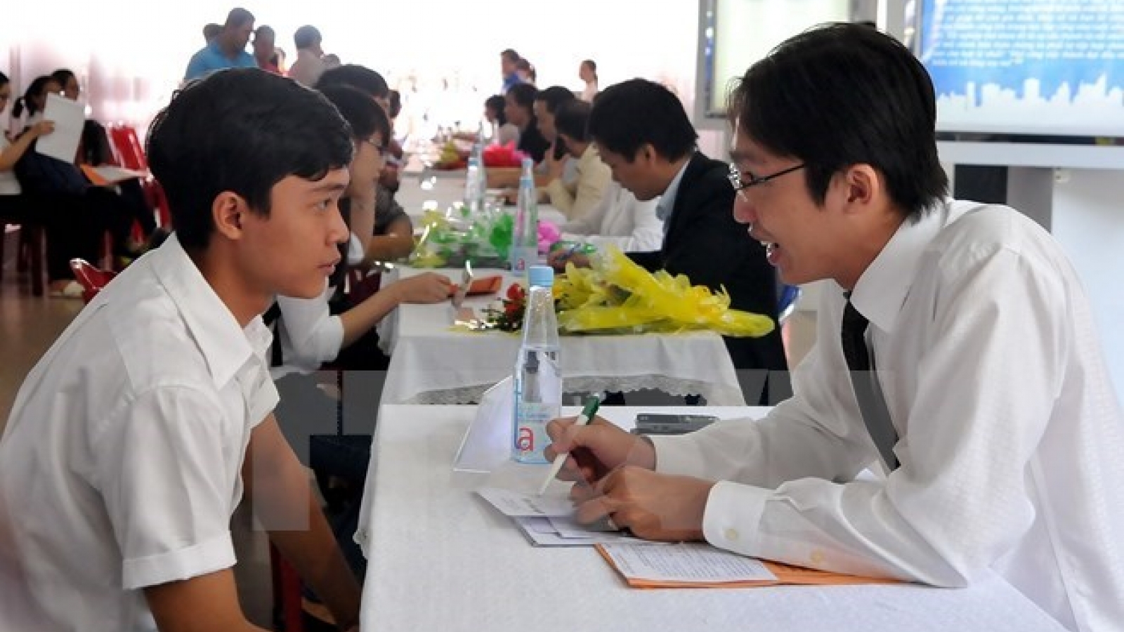Hanoi holds year's first job fair amid labour shortages