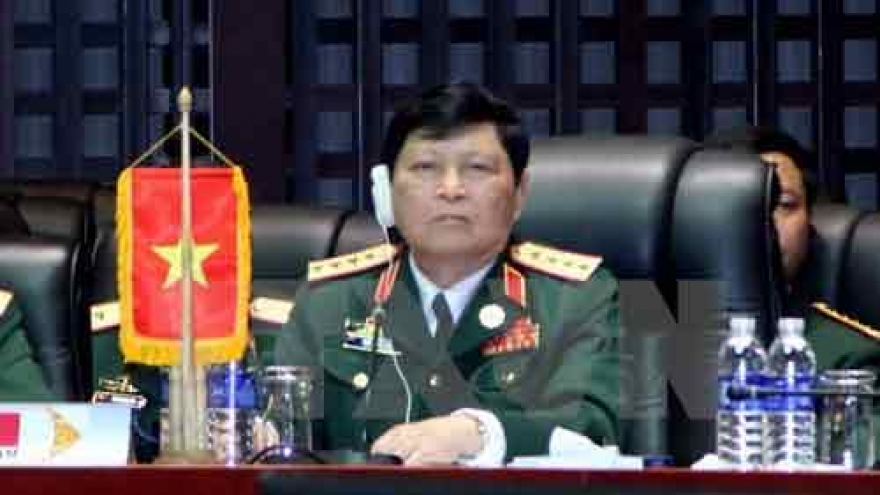 ASEAN, Chinese defence ministers meet in Laos