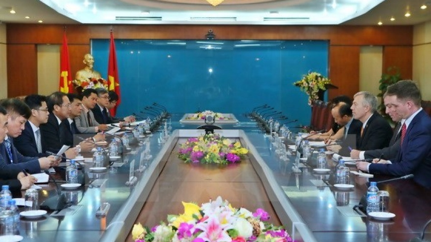 Vietnam calls for US cooperation in building smart cities