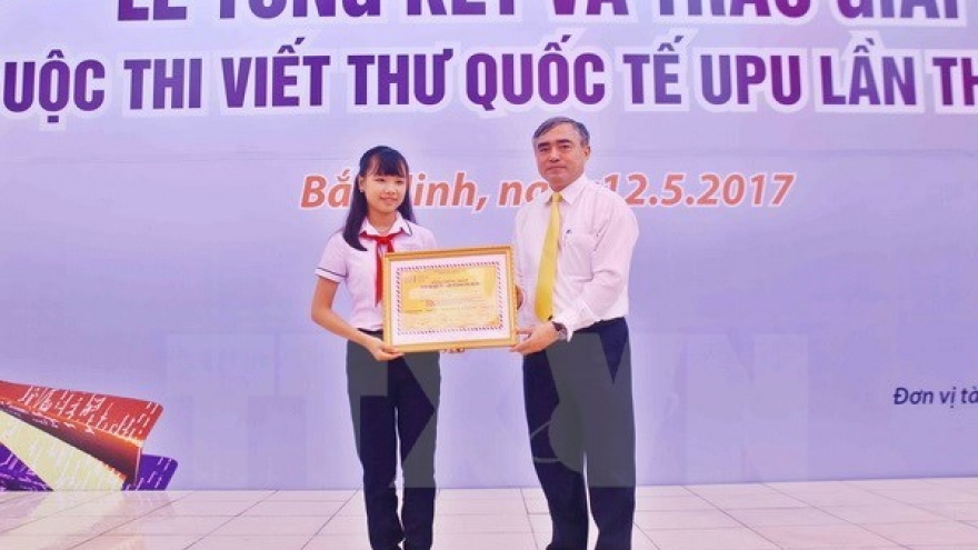 Vietnam celebrates 30th year participating in UPU contest