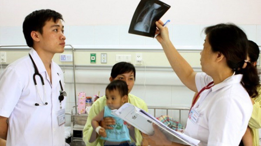 Japan helps Vietnam treat lung disease