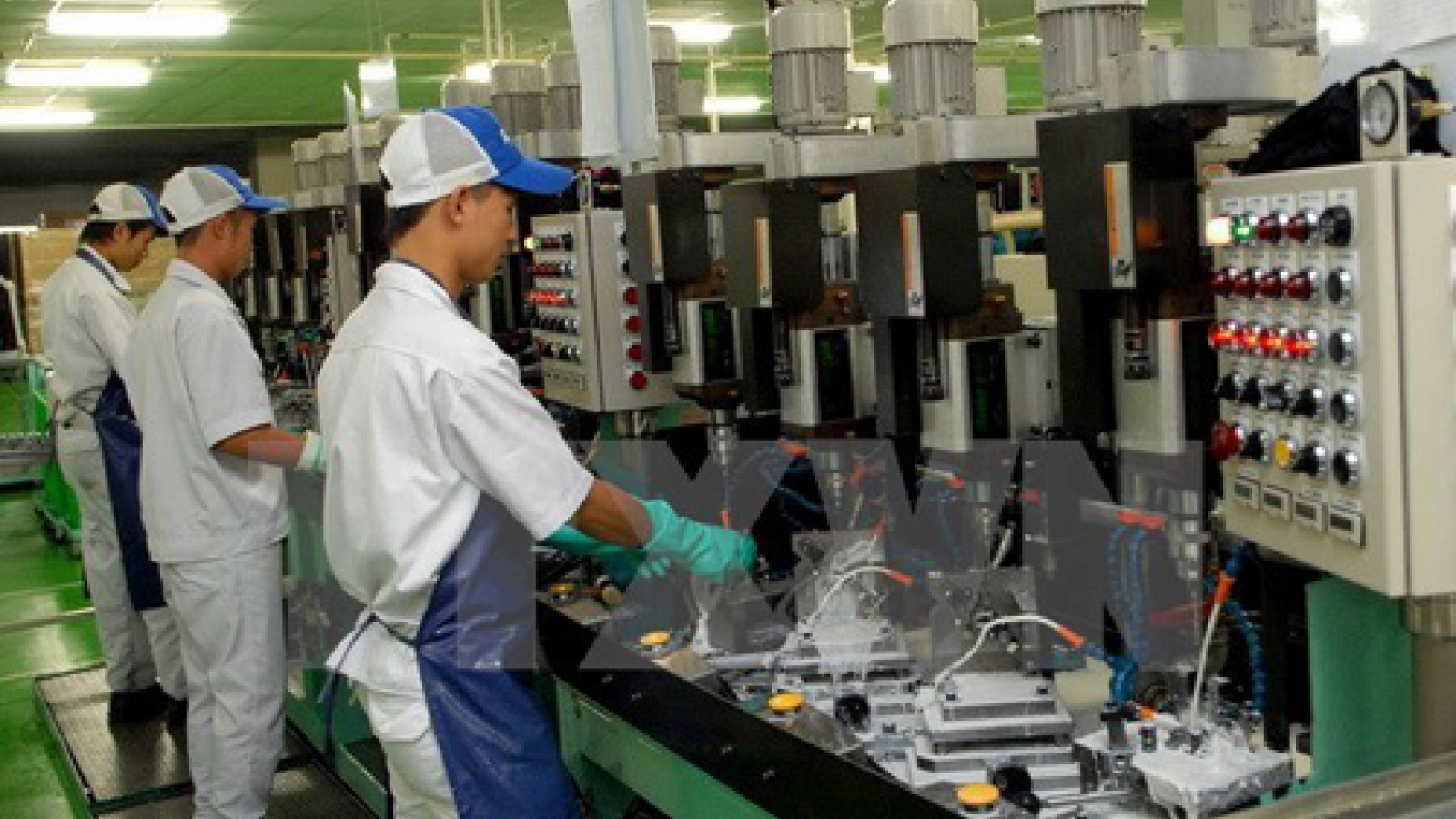 Ha Nam target VND56.5 trillion in 2017 industrial production