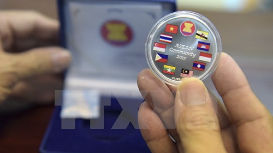 Laos officially undertakes 2016 ASEAN chairmanship