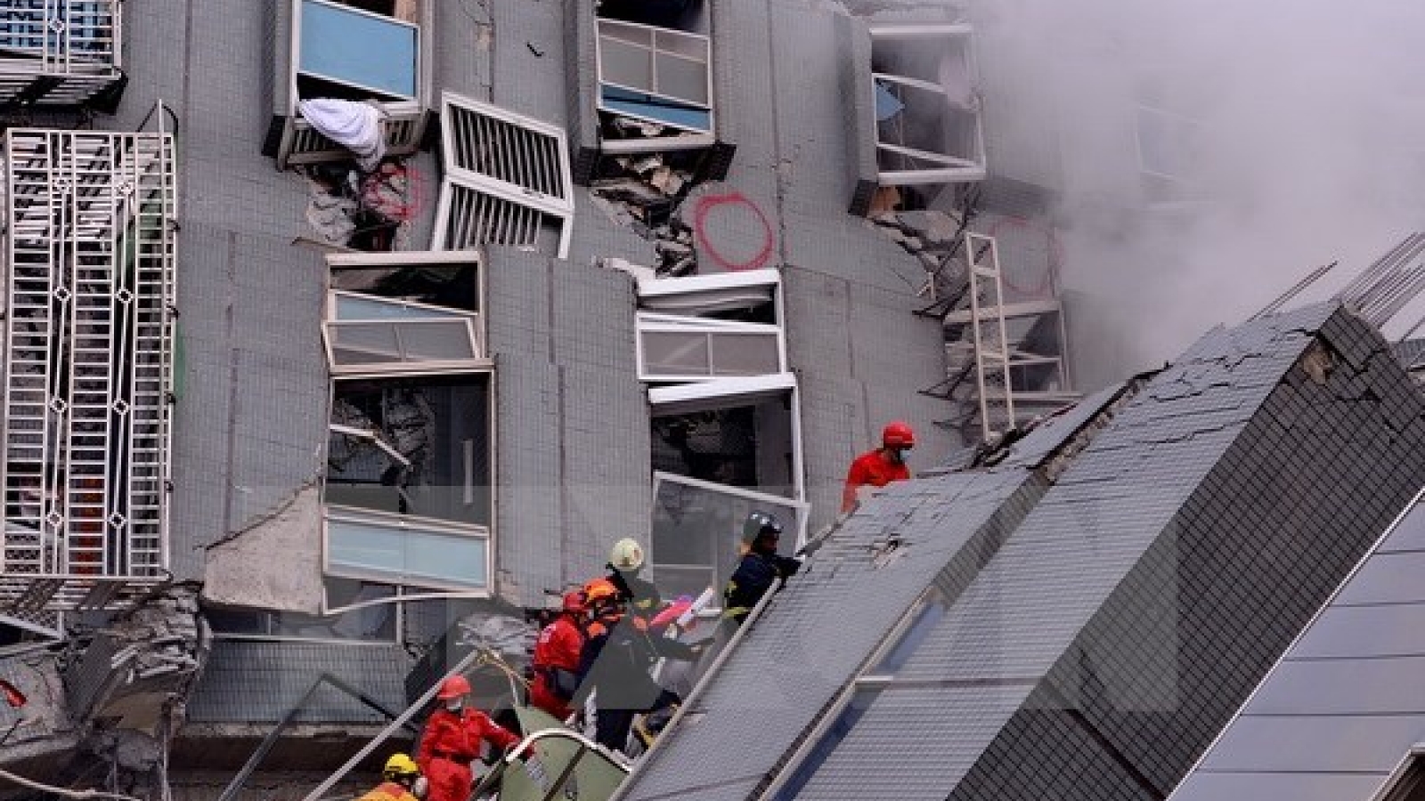 Vietnamese agency works to rescue nationals in Taiwan’s quake