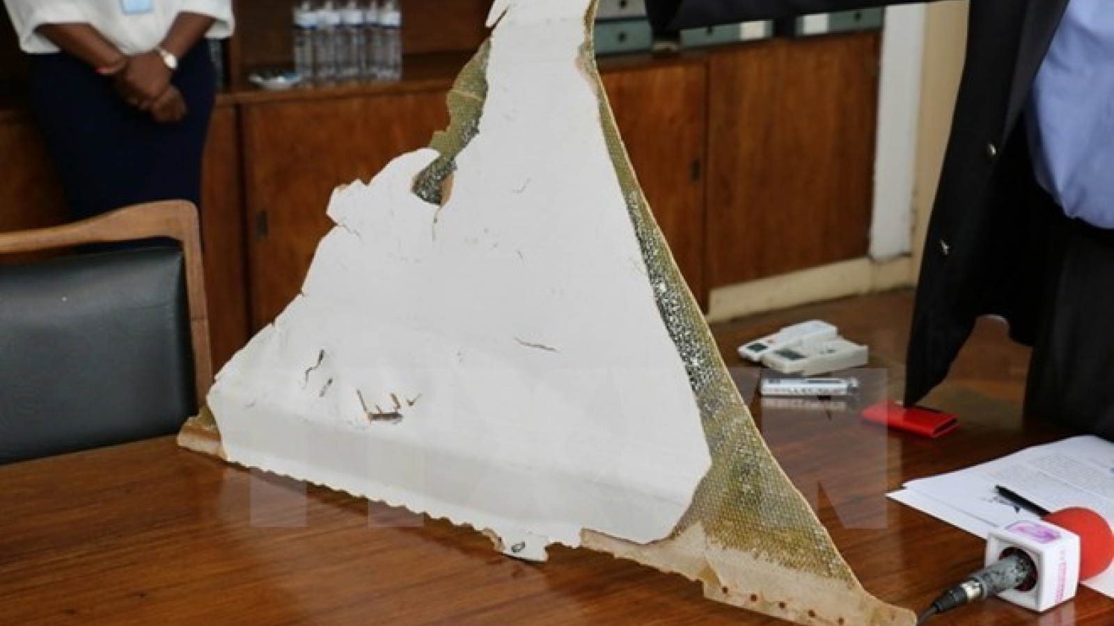 Malaysian experts to inspect alleged MH370 debris in Mozambique