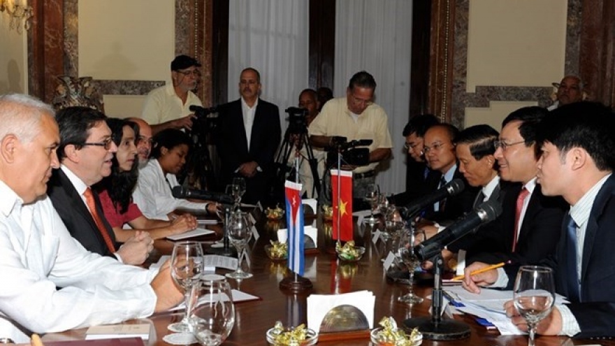 Vietnam, Cuba look towards more practical, effective relations
