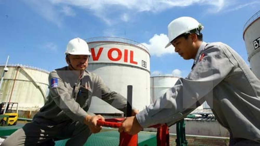 PetroVietnam shows strong performance despite oil price fall
