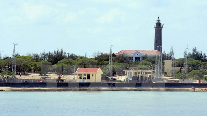 
        EVN to ensure power supply to Truong Sa islands
                              