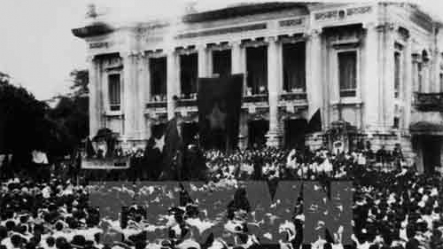 Viet Minh Front’s role in history spotlighted at Hanoi exhibition