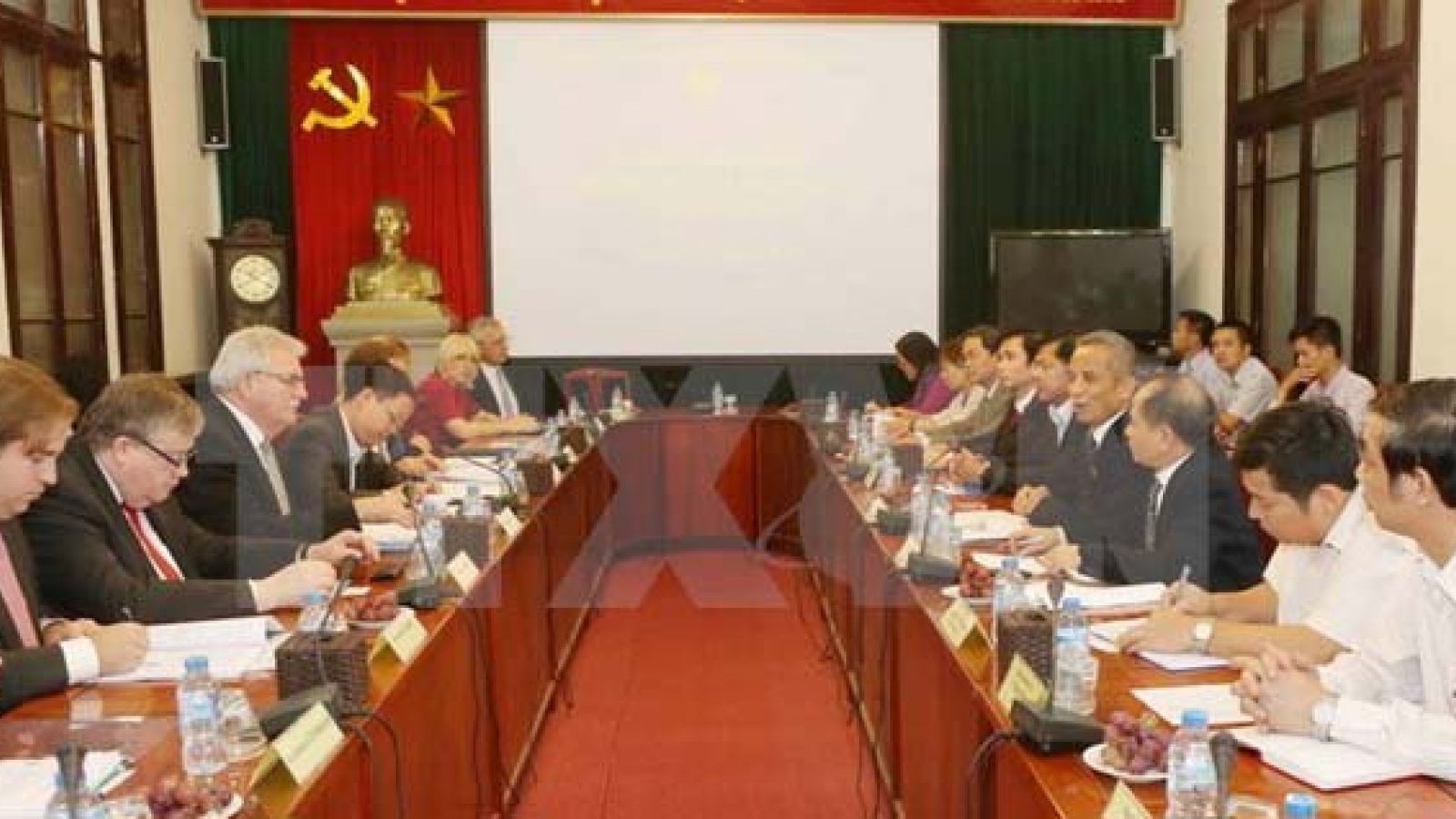 Vietnam, European Parliament boost labour cooperation
