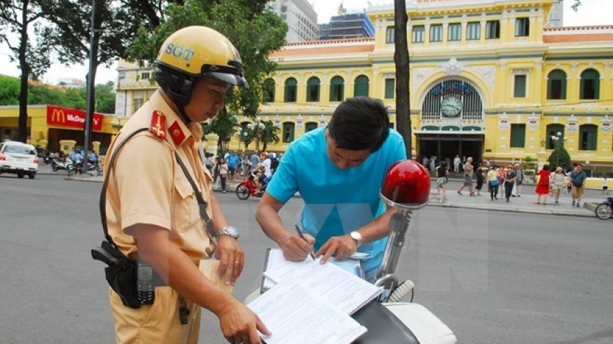 Experts: Vietnam lacks traffic culture