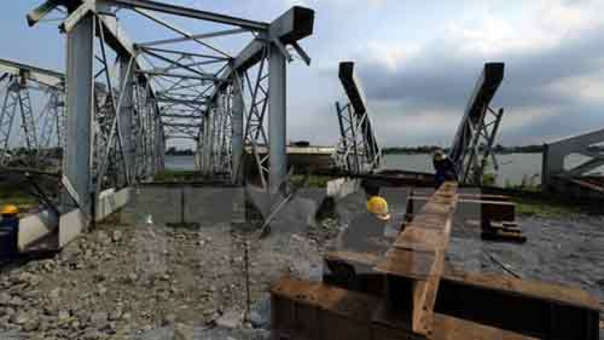
        New Ghenh Bridge to open to traffic from June 26
                              