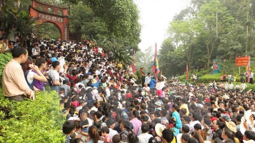 Incense offering ceremony held in honour of Hung Kings
