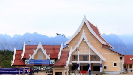 Village demonstrates solidarity of Vietnamese, Lao youths