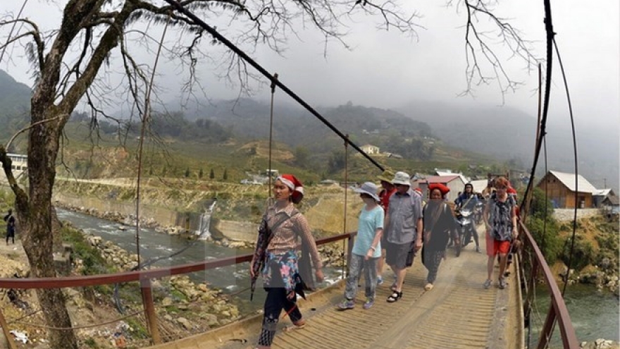 Foreign visitors reach over 4 million so far