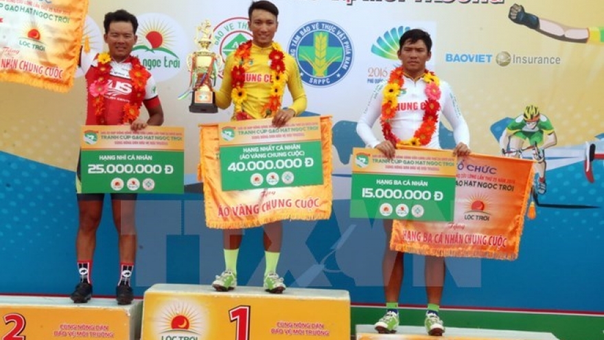 
        International cycling tournament kicks off in Da Nang
                              