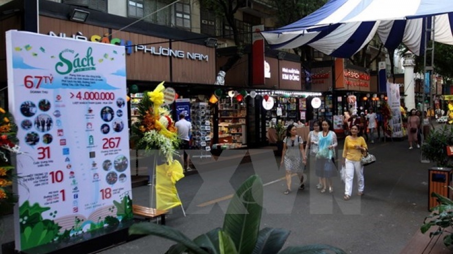 HCM City: Book Street helps promote reading culture