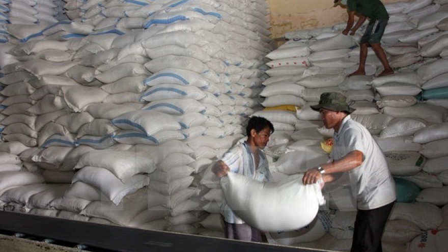 Vietnam, Thailand win bid to supply rice to Philippines