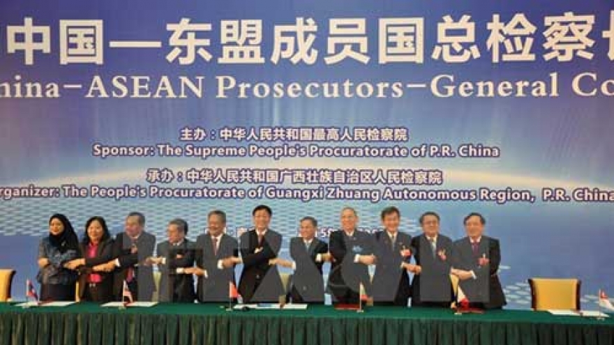 ASEAN, China strengthen ties in fighting crime
