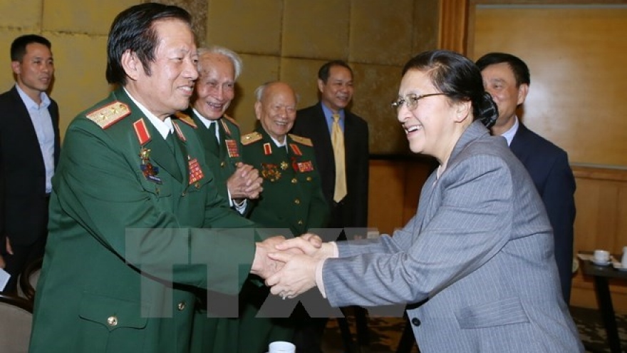 Friendship associations work to boost Vietnam-Laos relations