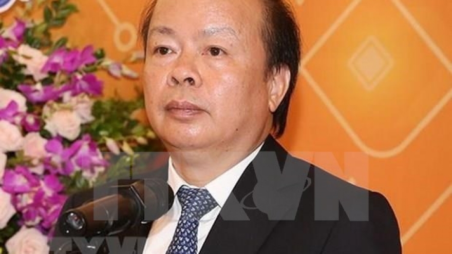 Finance Deputy Minister Huynh Quang Hai gets warning