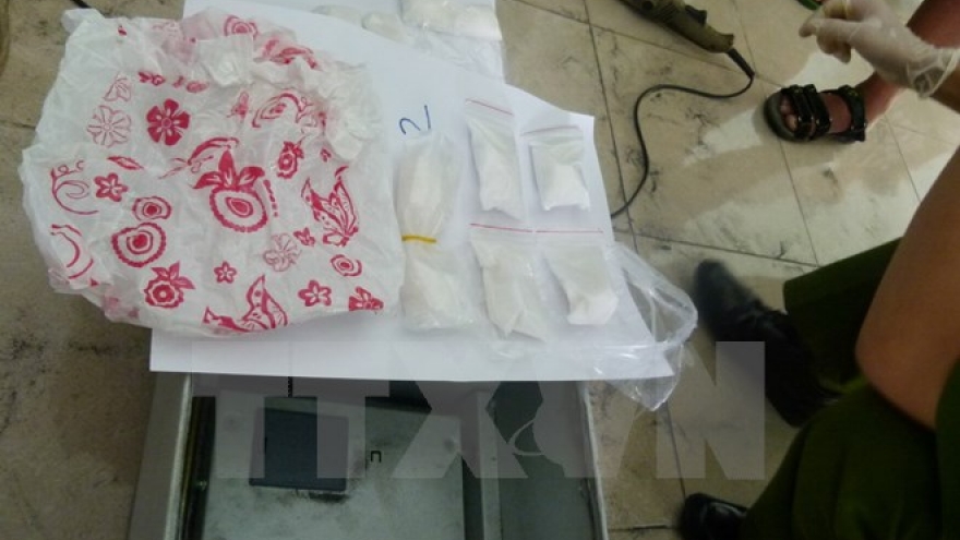 Police make record setting opium bust in Son La