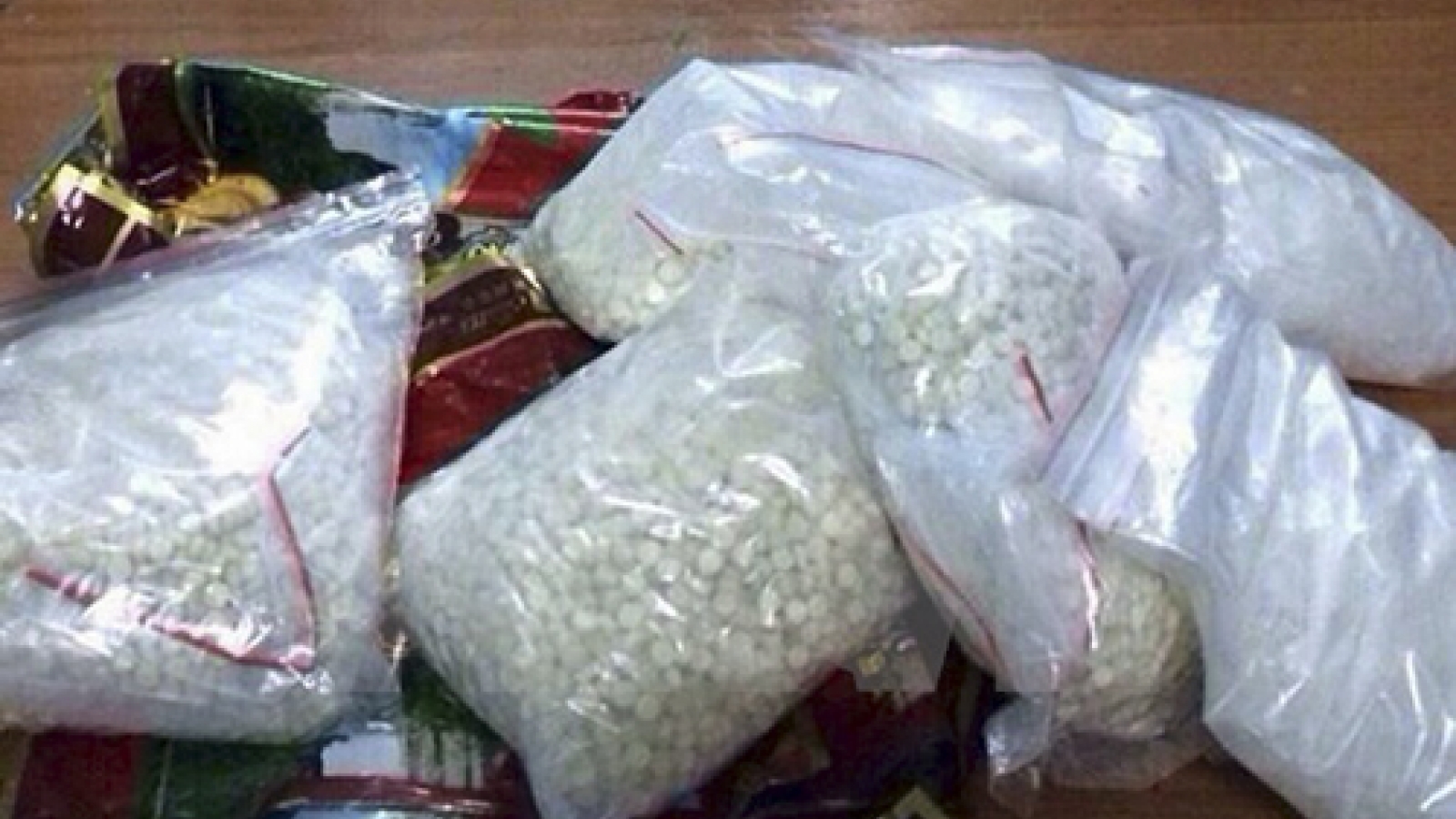 Hai Phong: Police smash two drug trafficking cases at airport