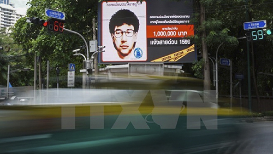Thai police fly to Malaysia to verify shrine bomb suspect