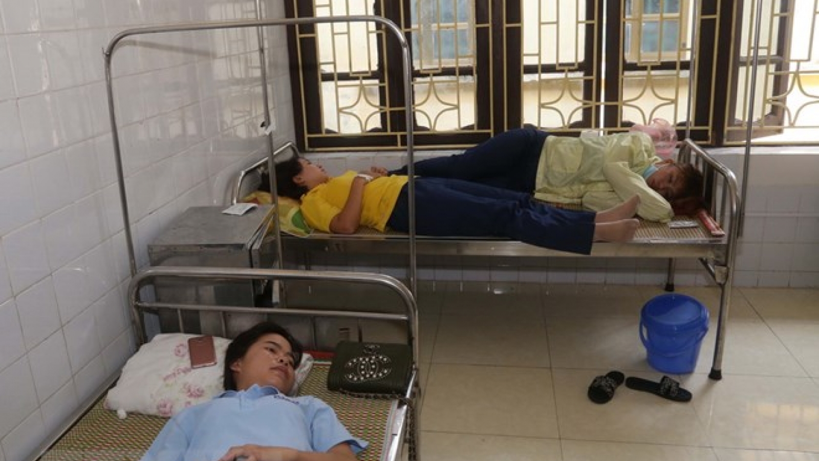 29 workers hospitalized in Ha Nam due to food poisoning