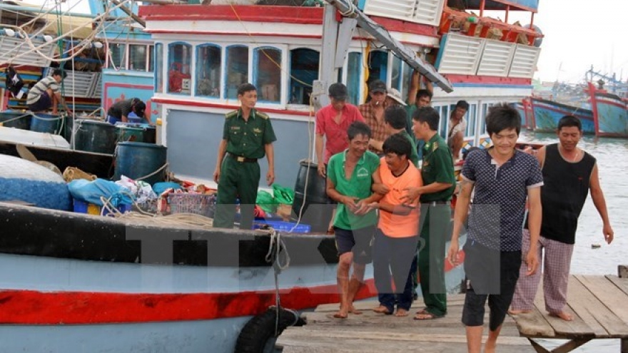 Twenty-eight fishermen rescued in Ninh Thuan