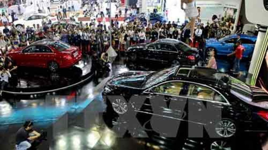 Car sales record 42% annual surge in April