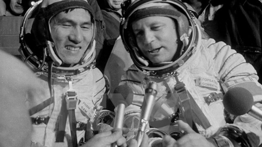 Vietnam mourns over Russian astronaut Viktor Gorbatko’s death