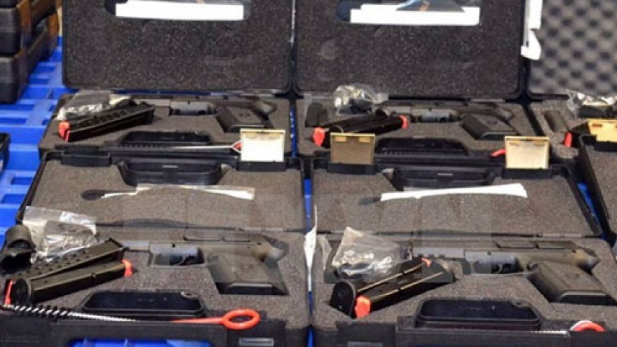 HCM City confiscates illegally-imported guns