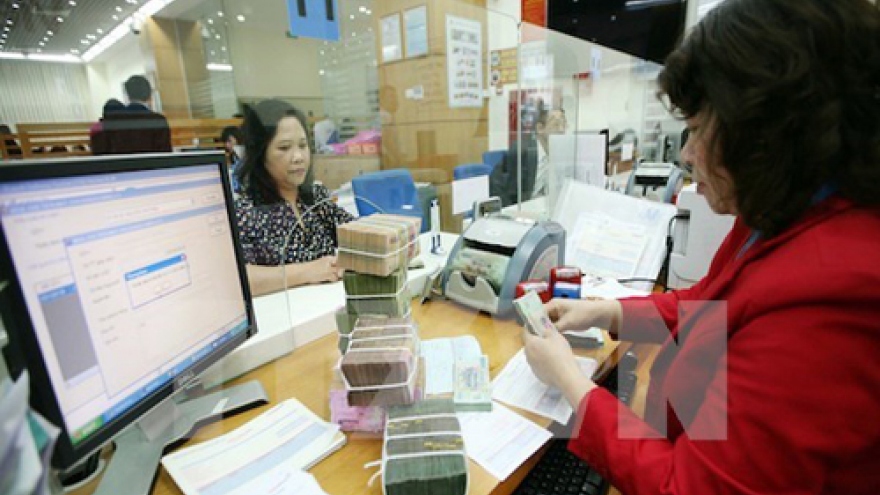 
        Politburo resolution restructures State budget, manages public debt
                              